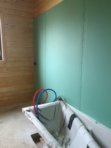 salle de bains maison bois massif