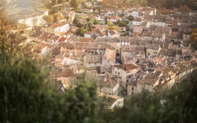 Cotignac dans le Var vue panoramique